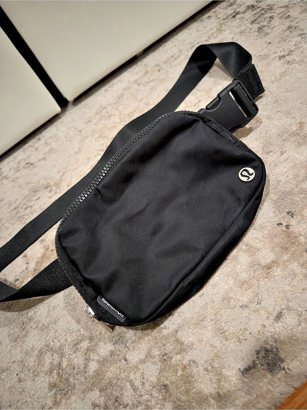 lululemon Everywhere Belt Bag 1L Black Crossbody